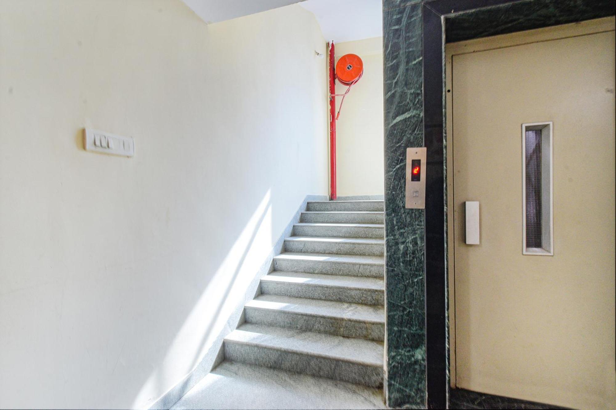 Fabhotel N Residency, Hitech City - 350M From Yashoda Hospital, Hitech City Hajdarábád Exteriér fotografie