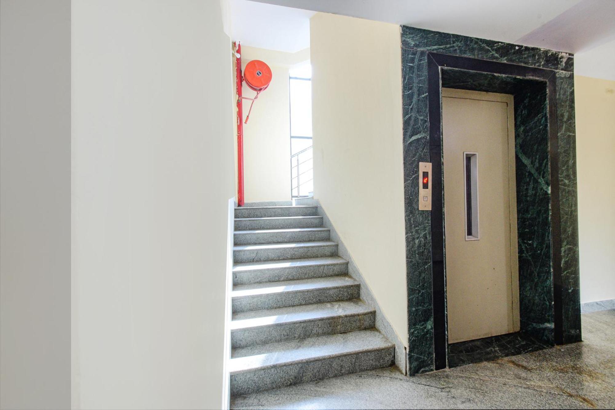 Fabhotel N Residency, Hitech City - 350M From Yashoda Hospital, Hitech City Hajdarábád Exteriér fotografie